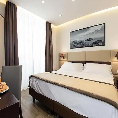 Palazzo Argenta, Sure Collection By W.