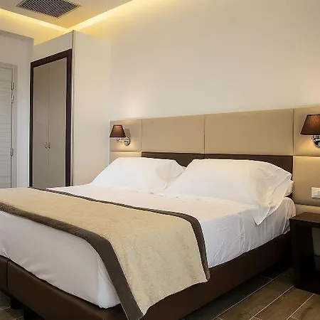 Palazzo Argenta, Sure Collection By W.